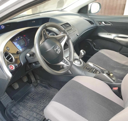 Honda Civic cena 15000 przebieg: 237472, rok produkcji 2006 z Pilzno małe 172